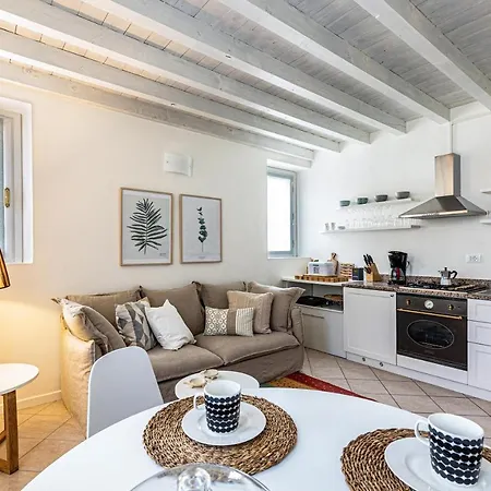 Nido Di Cisano Apartment